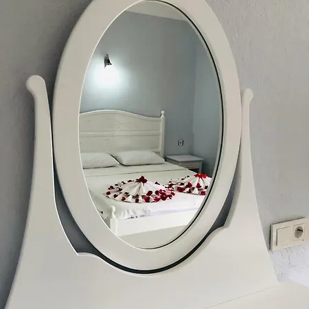 Salkim Sahil Evi Selimiye Bed & Breakfast